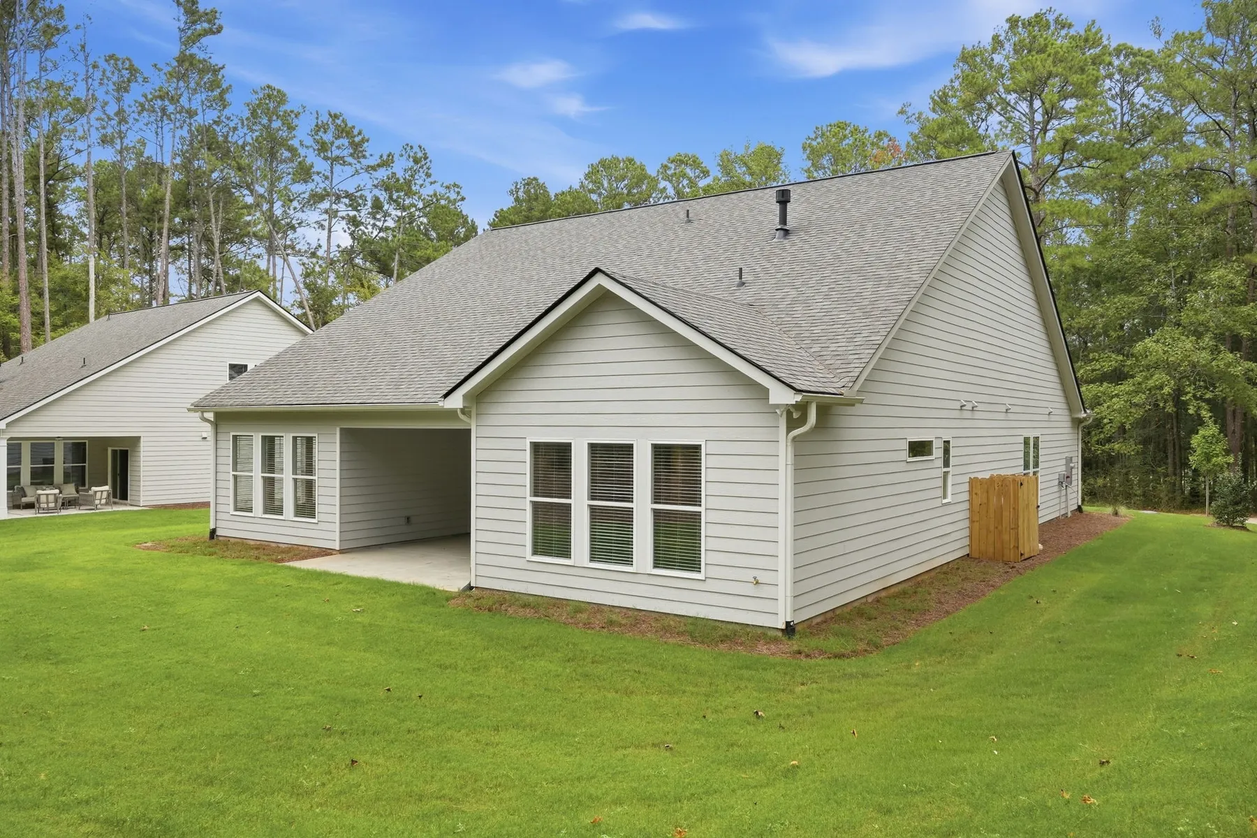 Listing photograph 47 of 248 Fairway Drive