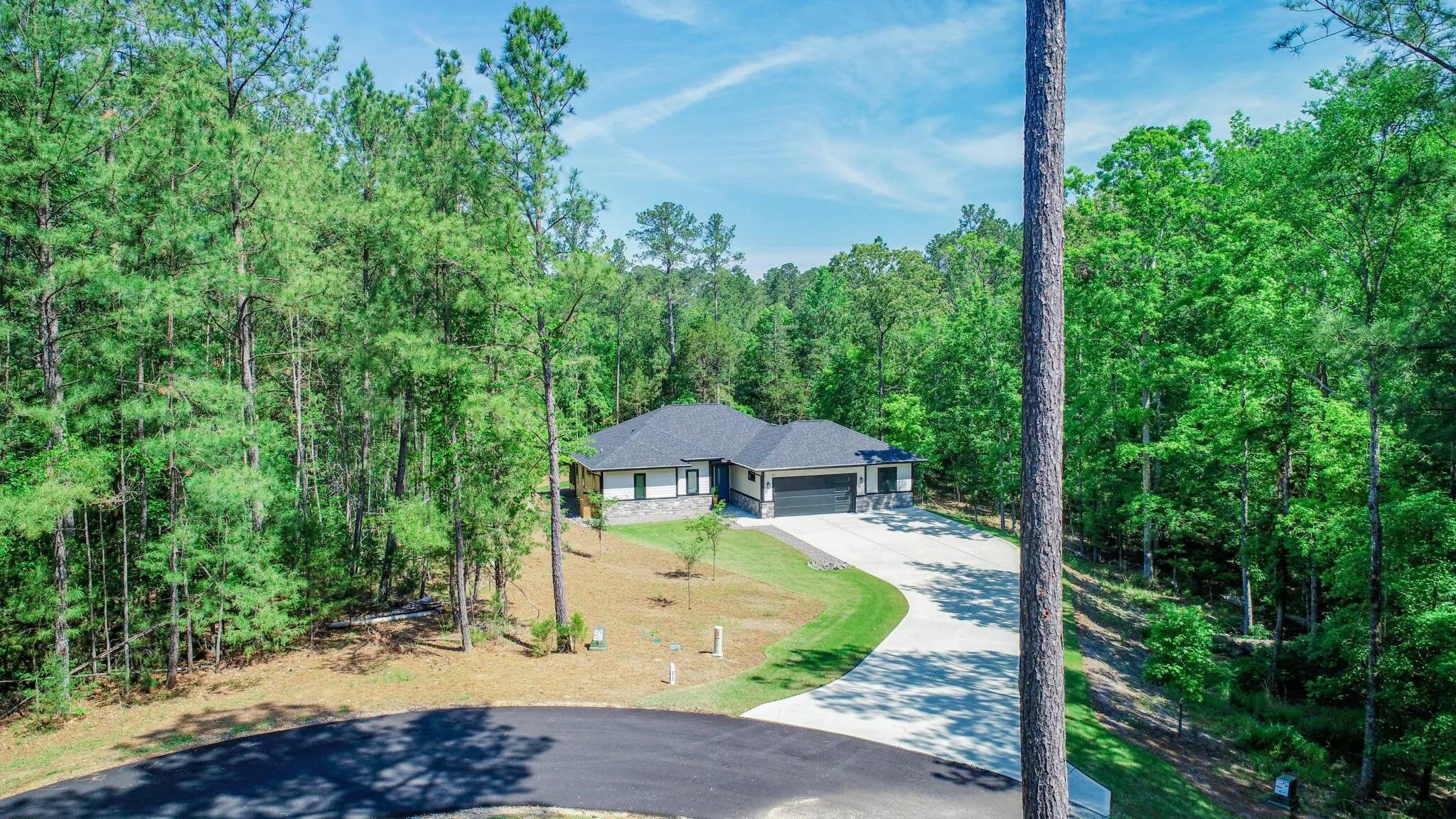 Agency listing photograph of 217 Cove Point