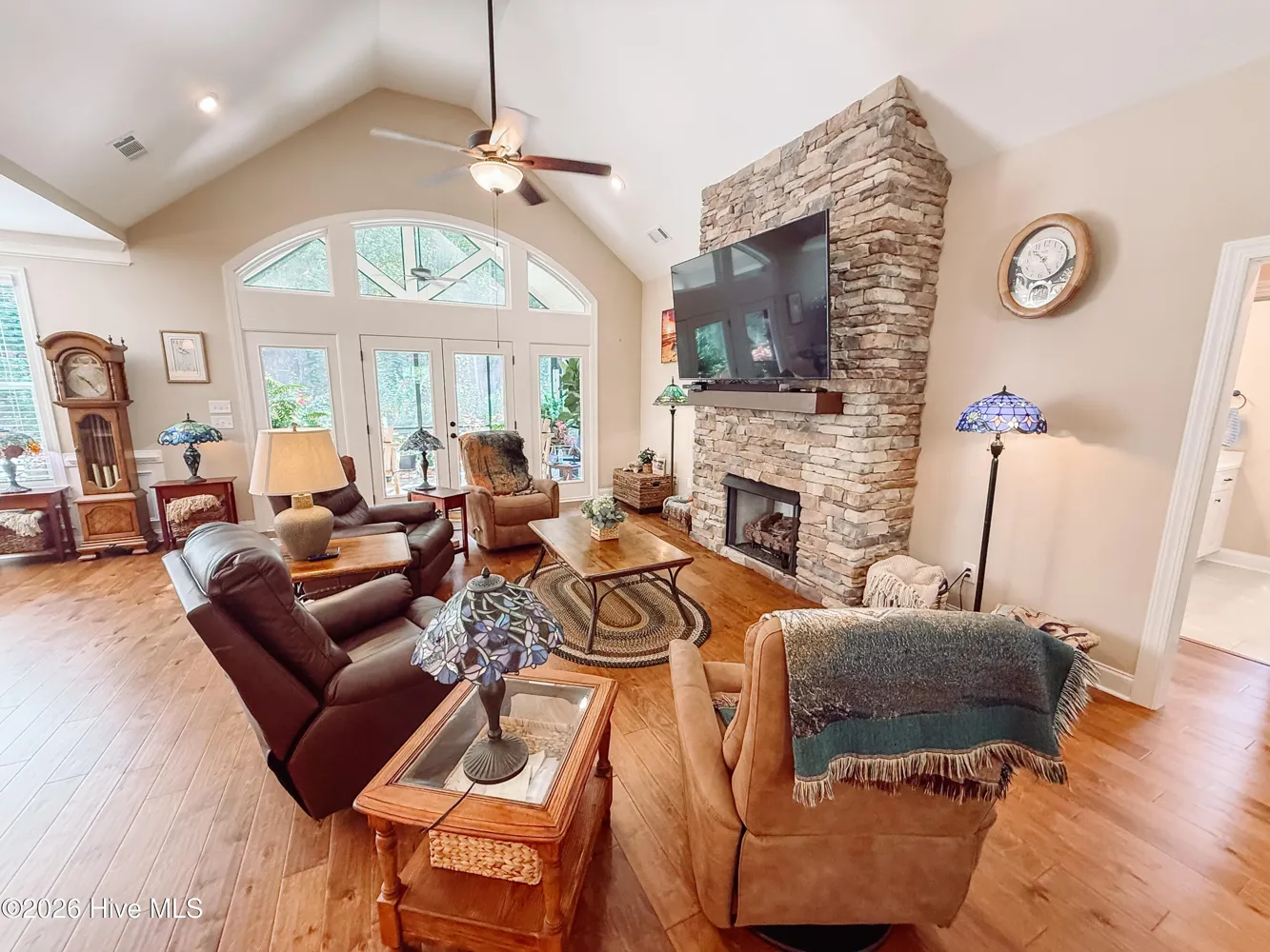 Interior photo of 104 Rivanna Lane
