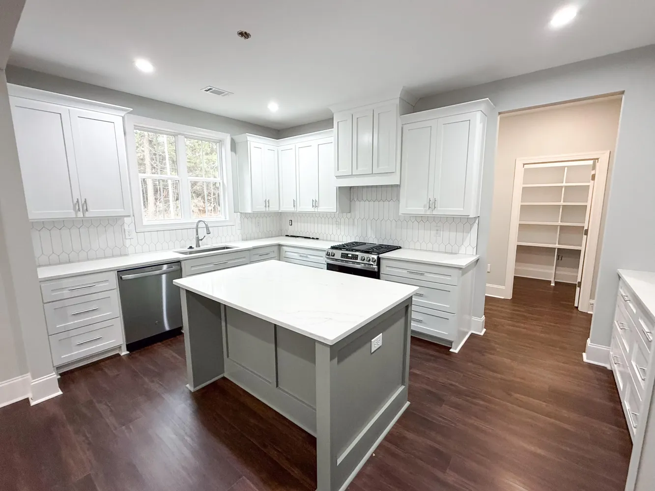 Interior photo of 216 Brassie Drive