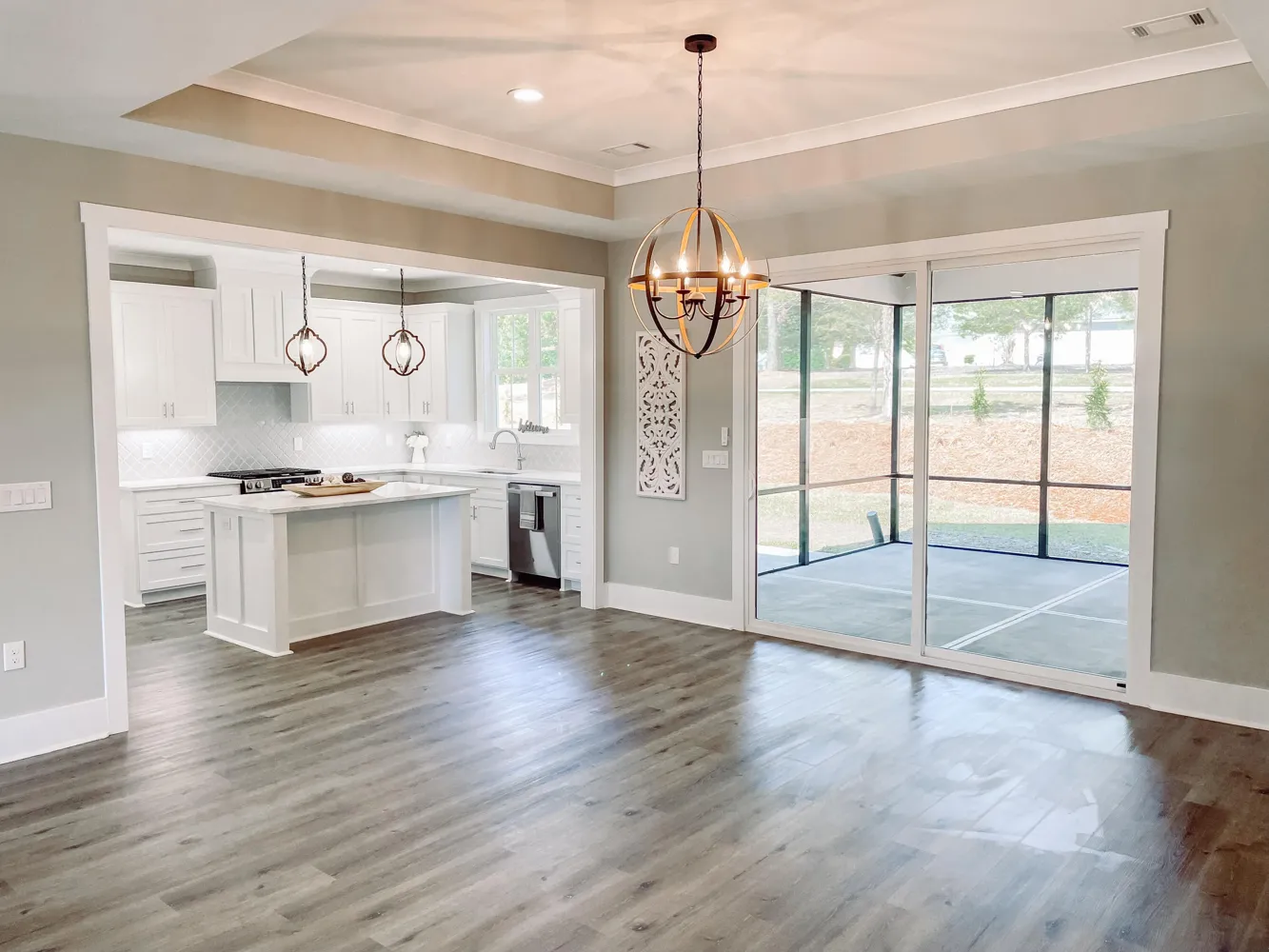 Interior photo of 307 Wellington Court