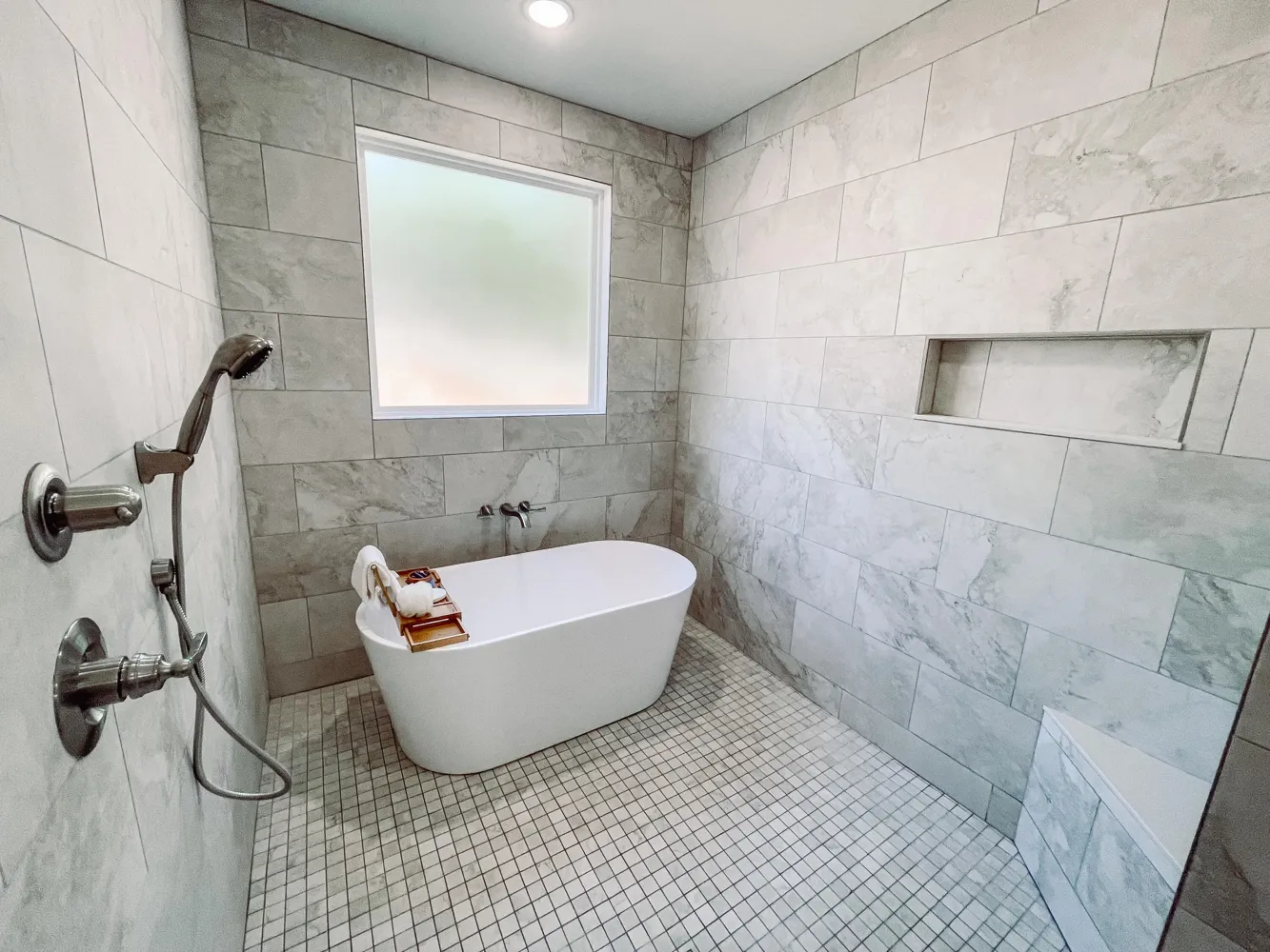 Listing photograph 8 of 307 Wellington Court