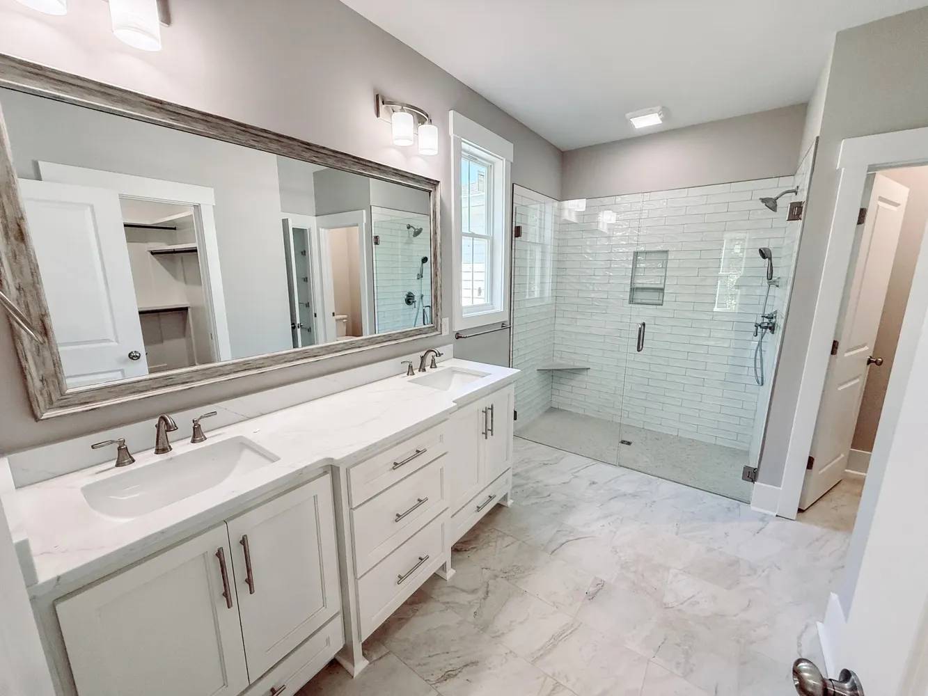 Interior photo of 308 Clipper Trace