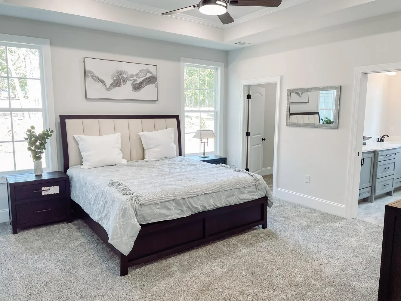 Interior photo of 309 Wellington Court