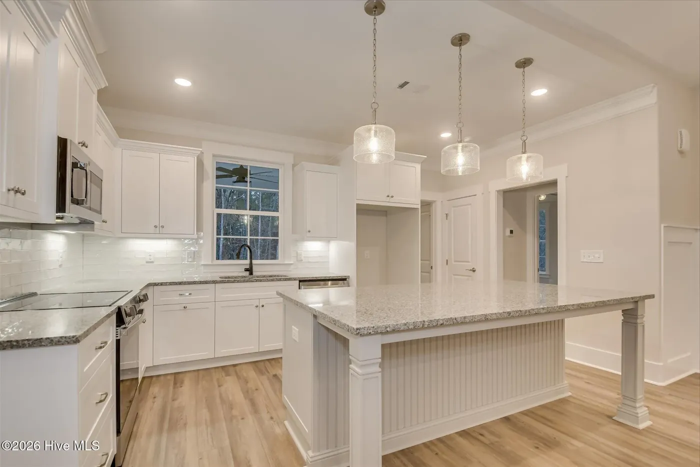 Interior photo of 409 Compass Point