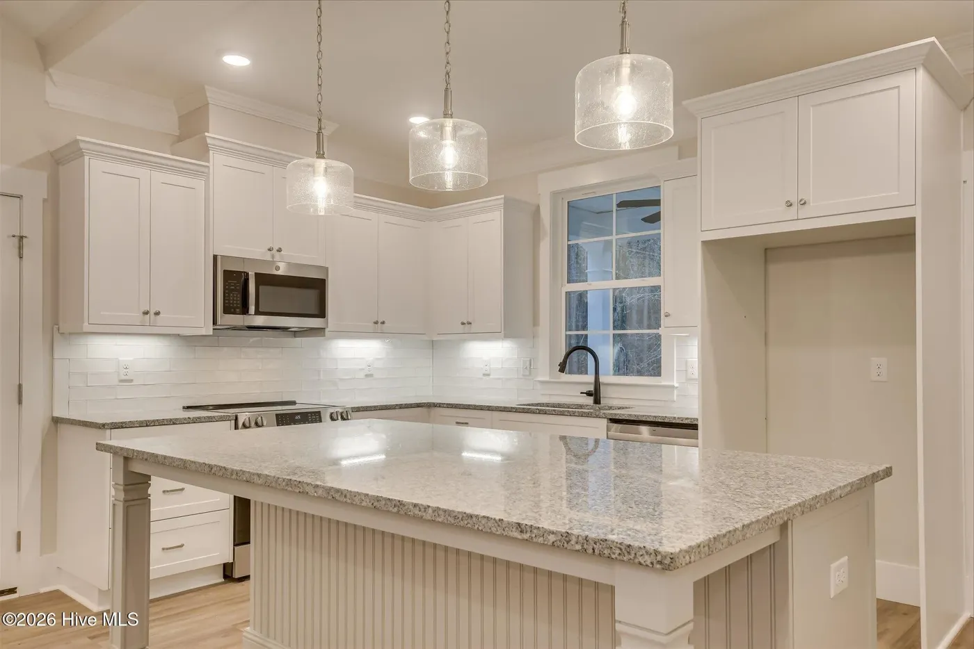 Interior photo of 409 Compass Point