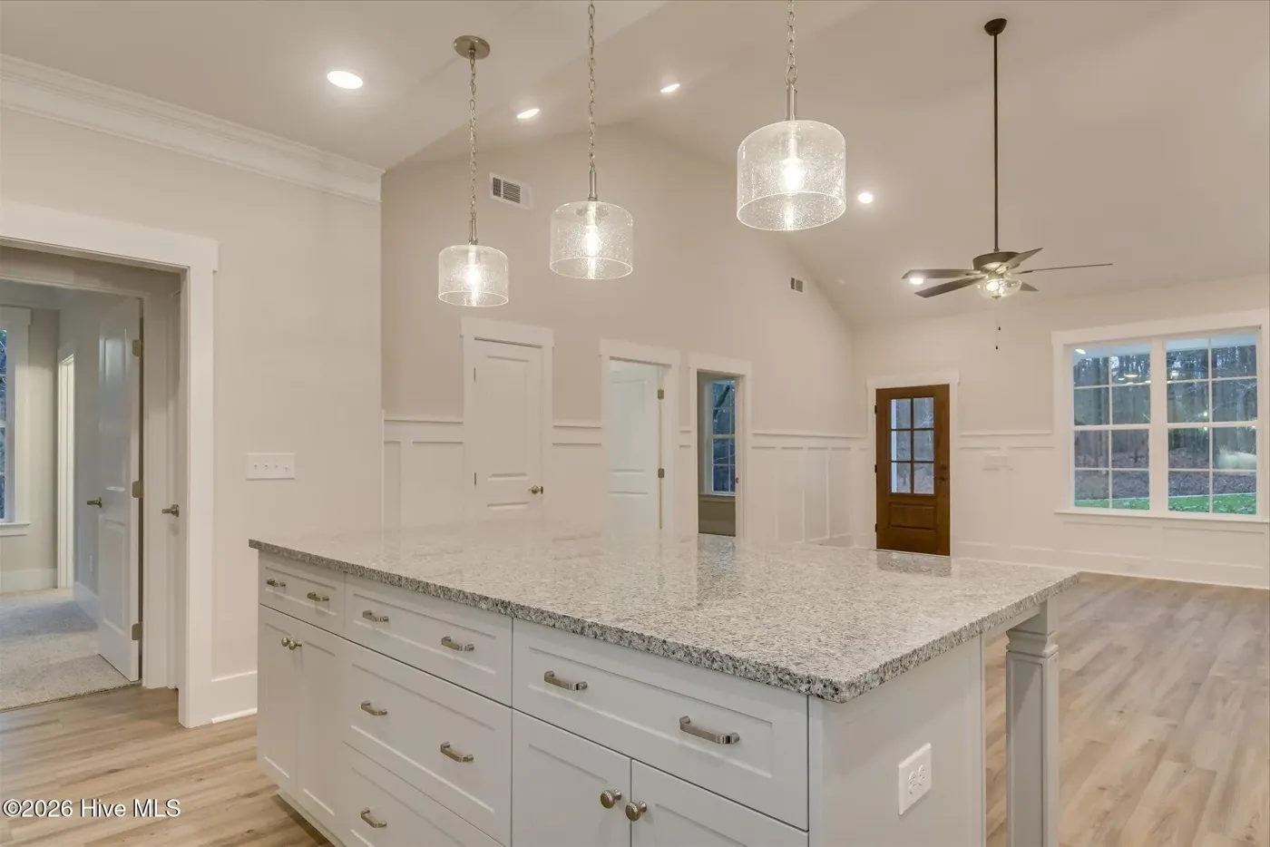 Listing photograph 6 of 409 Compass Point