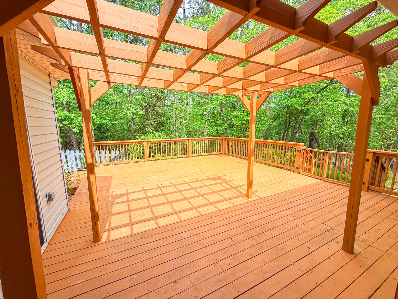 Listing photograph 23 of 174 Tara Drive