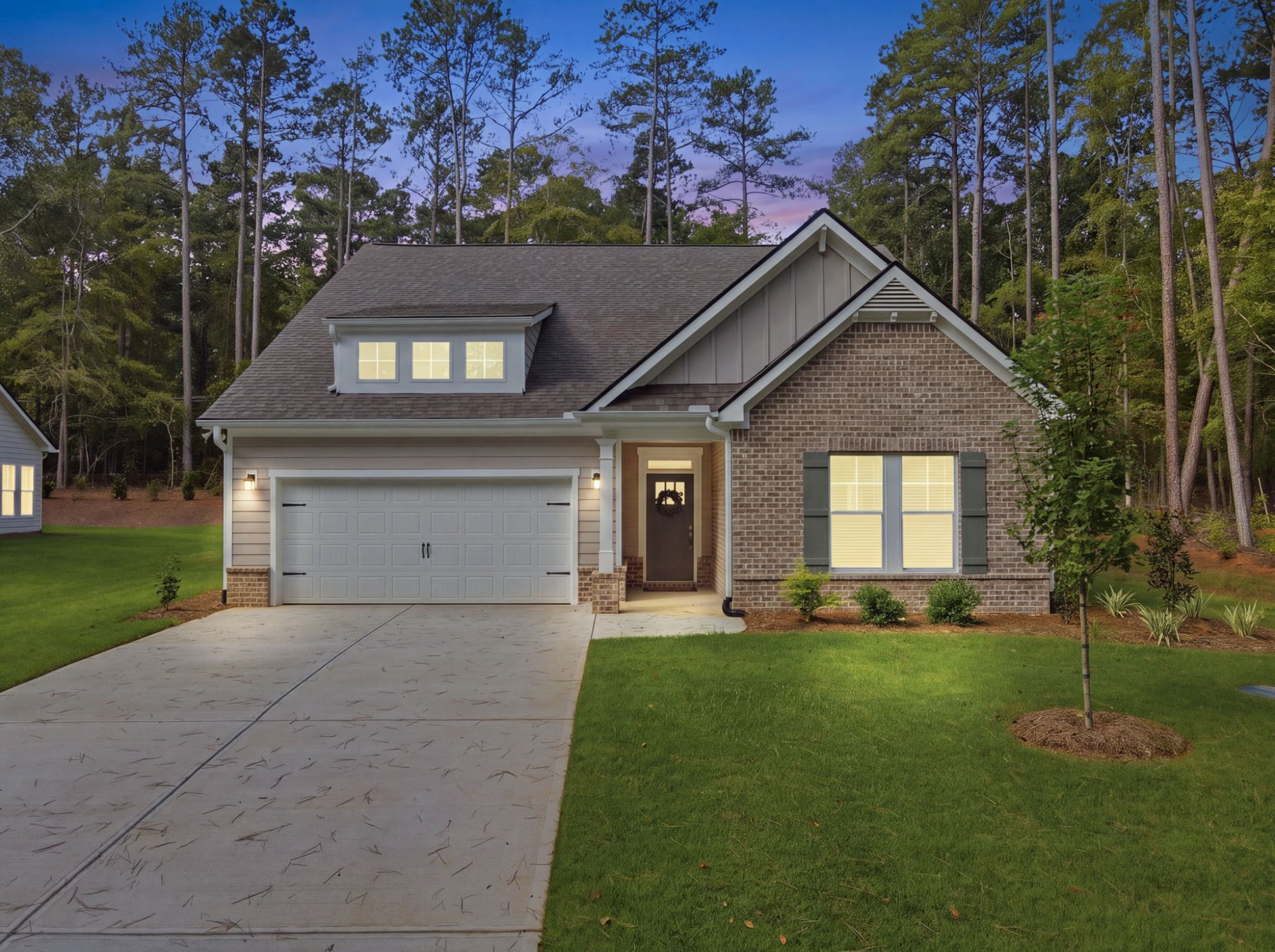 Listing photograph of 250 Fairway Drive