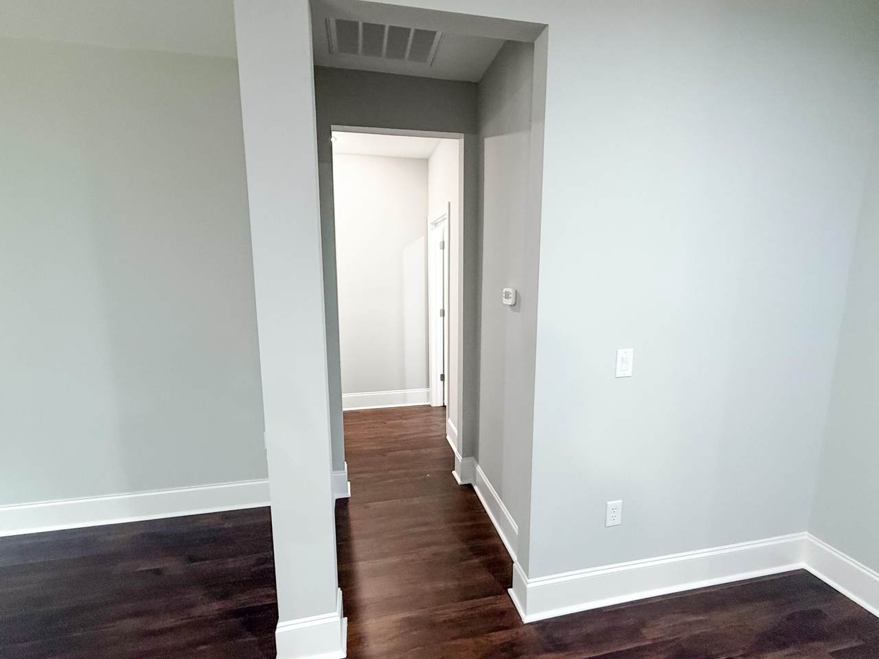 Listing photograph 25 of 216 Brassie Drive