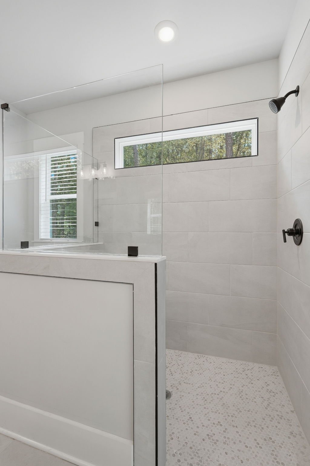 Listing photograph 32 of 248 Fairway Drive