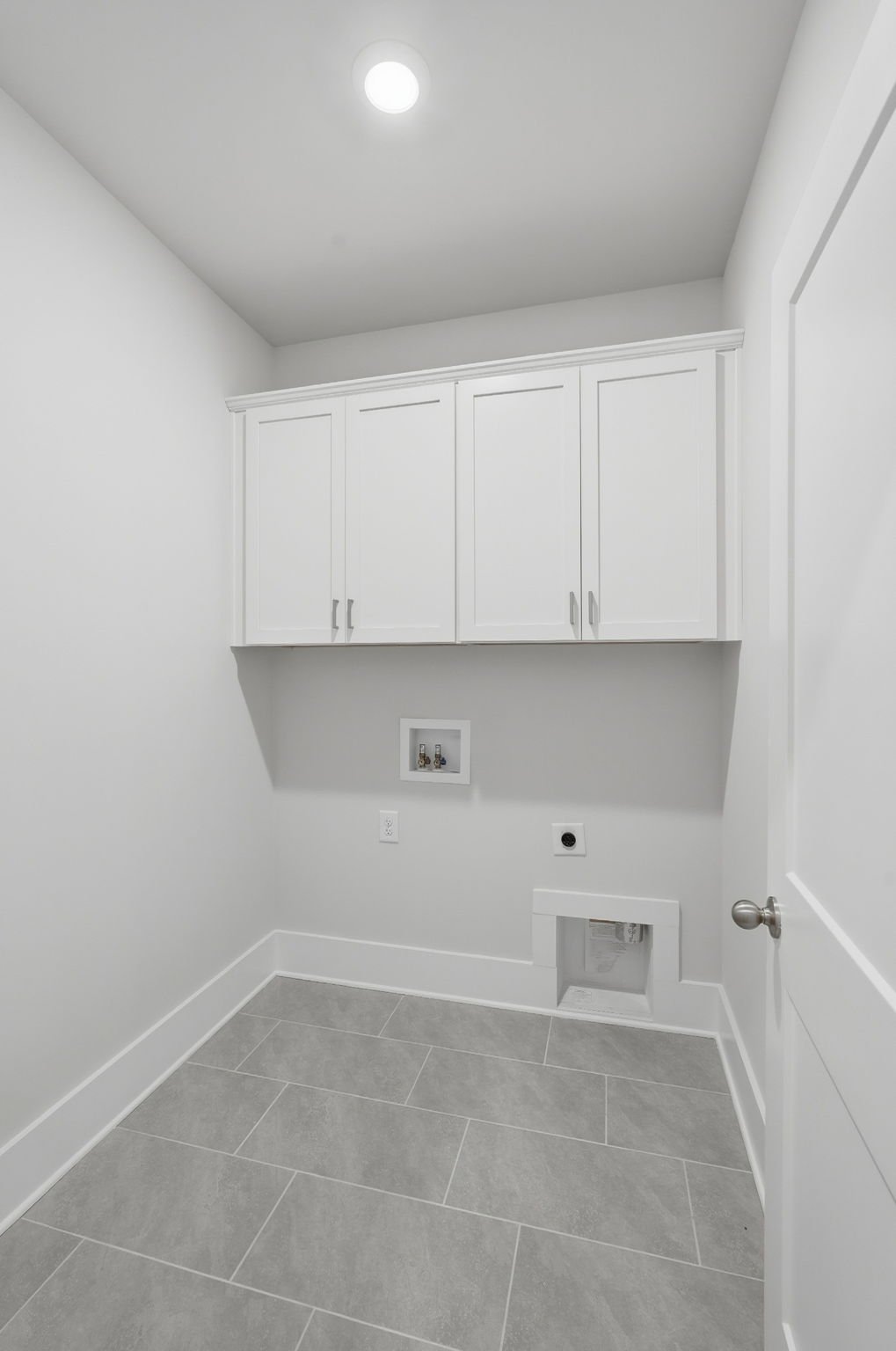 Listing photograph 40 of 250 Fairway Drive