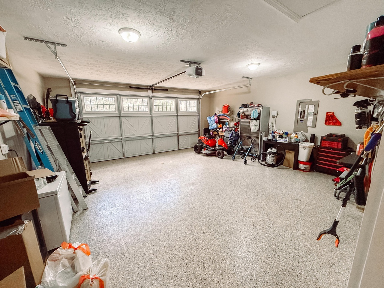 Listing photograph 16 of 119 Cypress Drive