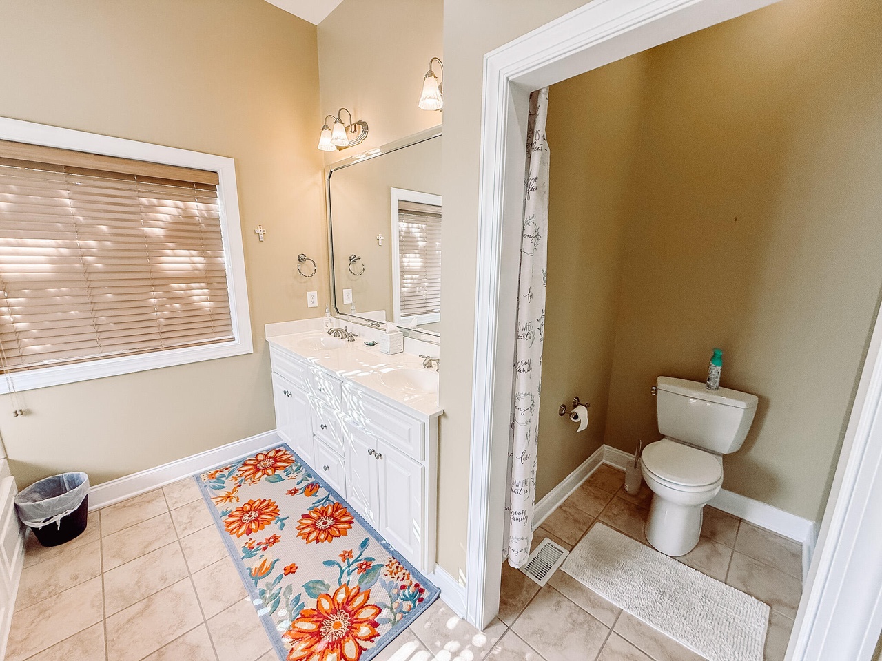 Listing photograph 13 of 148 Grandview Drive