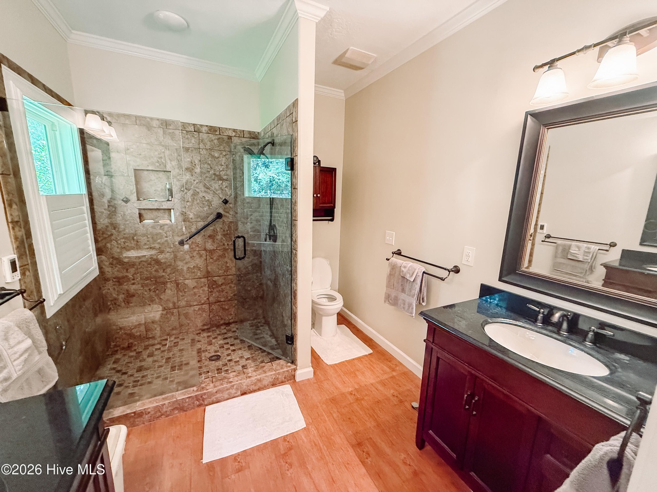 Listing photograph 14 of 117 Kershaw Lane