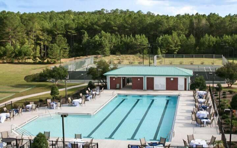 SLV outdoor swimming pool