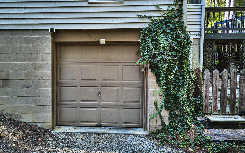 Golf cart garage