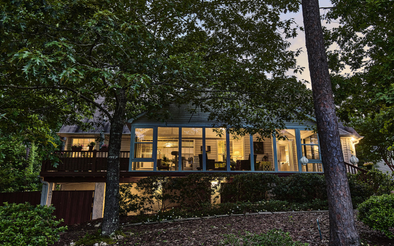 Carolina Rm. by night