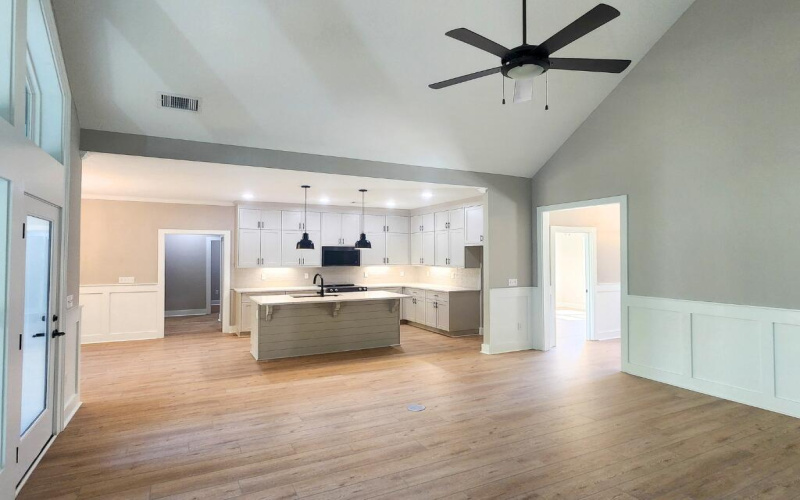 612 Heritage Cove Living Room 3