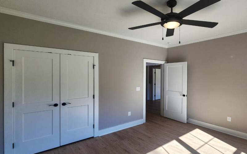 612 Heritage Cove Bedroom 1