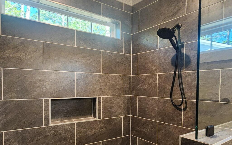 612 Heritage Cove Owner_s Suite Shower 2