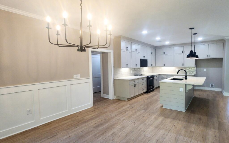 612 Heritage Cove Dining 3