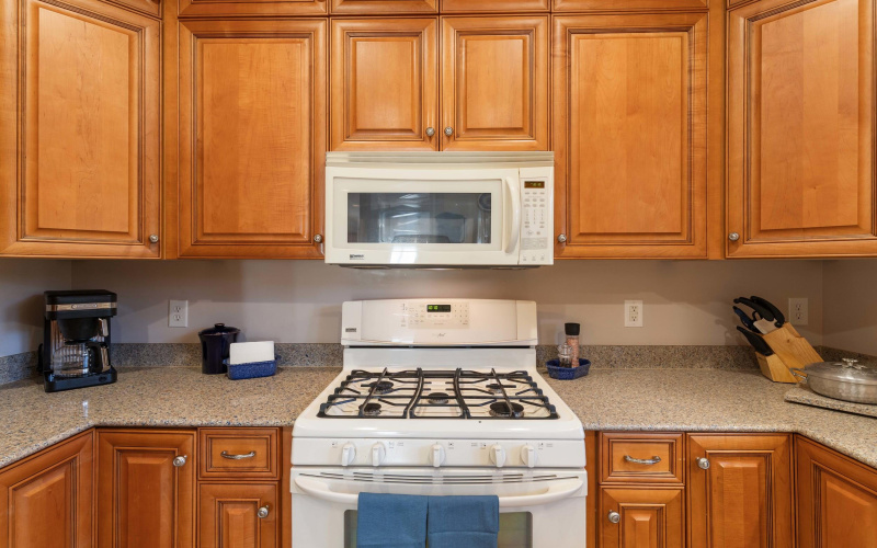 23_10.21.25 311 katie ln13