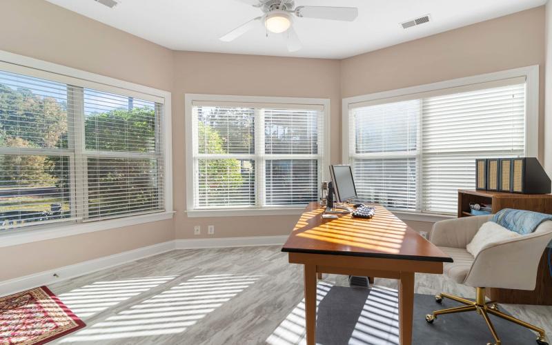 17_10.21.25 311 katie ln8