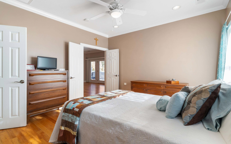 27_10.21.25 311 katie ln17