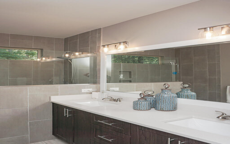 016 - Tea Olive Gallery