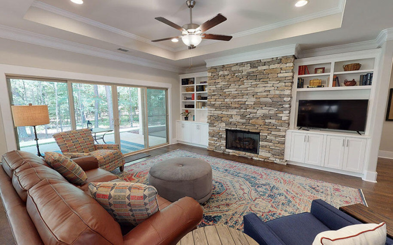 007 - Tea Olive Gallery